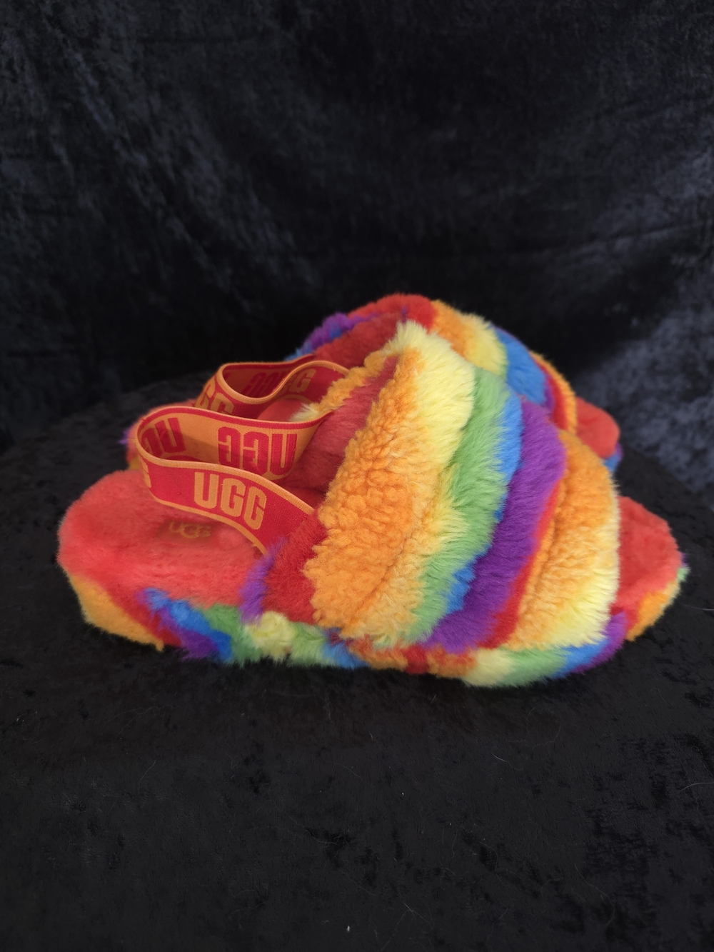 UGG Womens Size 10 Rainbow Fluff Slide Sandals - Multicolor